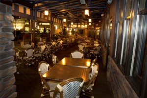 Dukes Seafood Southcenter Interior