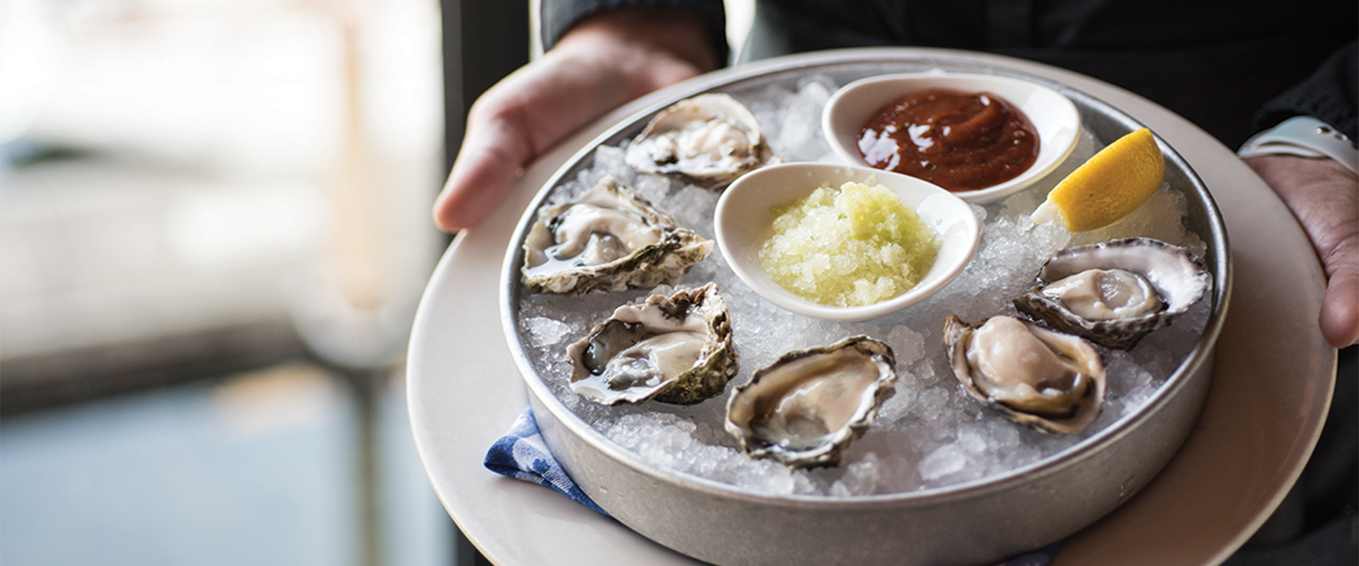 Flight of Oysters on Ice Flight of Oysters on Ice